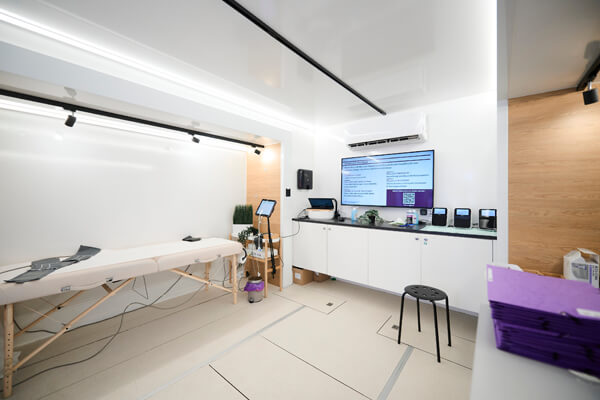 Health Mobil Innen (c) APA-Fotoservice Hörmandinger_min