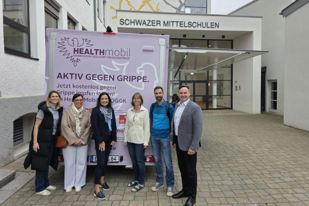 Dr. Barbara Schmid (Landessanitätsdirektion), Dr.Anja Fuchs (Amtsärztin), Johannes Hintner (MS 2 Schwaz Direktor).