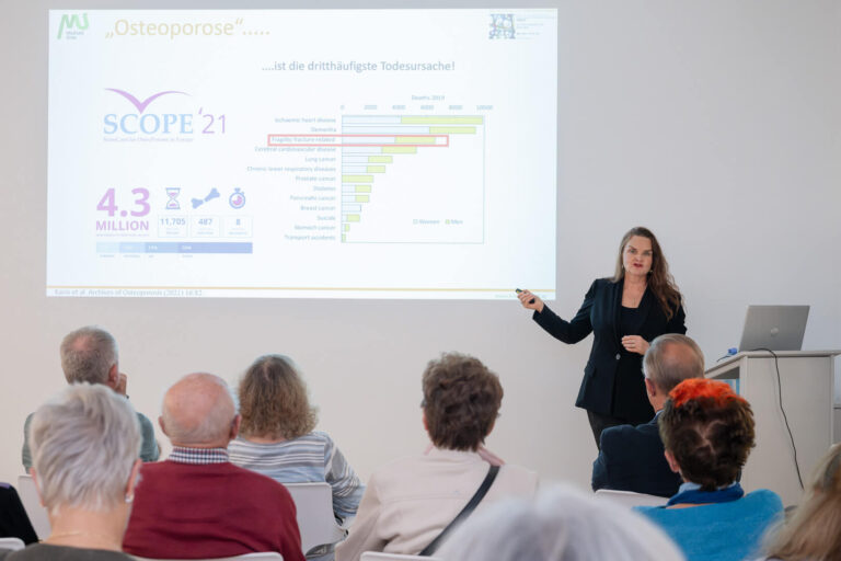 web251023 Osteoporose oeggk-024