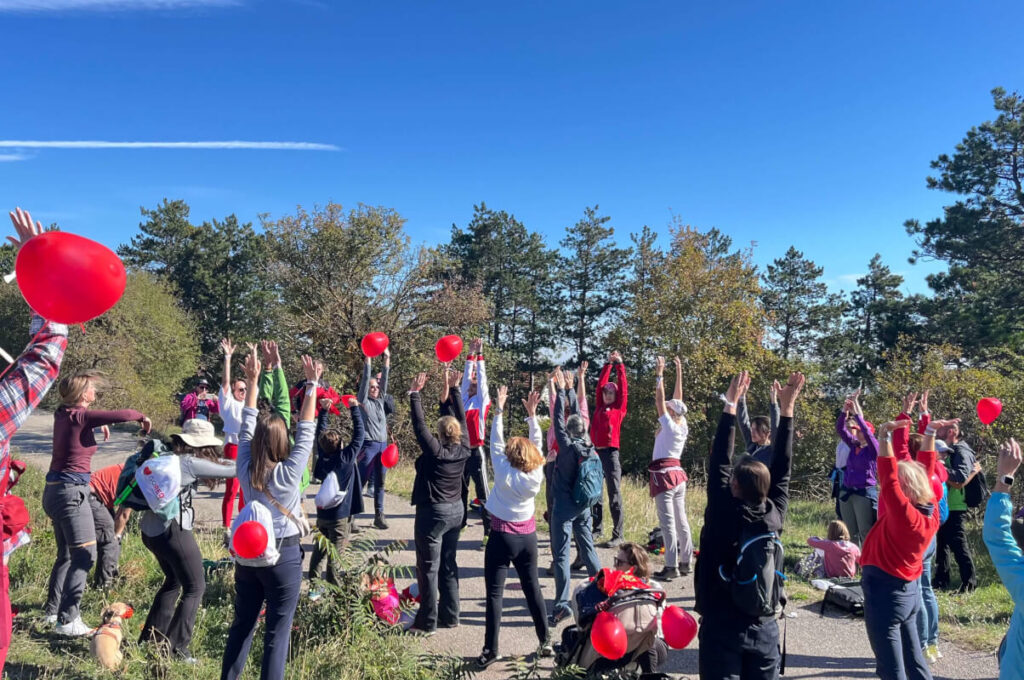 20260926 GoRedHike_7797